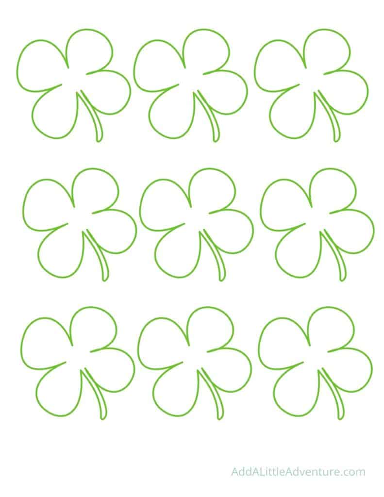 Small four-leaf clover outlines - Design 1